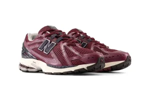 New Balance 1906R Burgundy Black STYLE-M1906RCC(1)