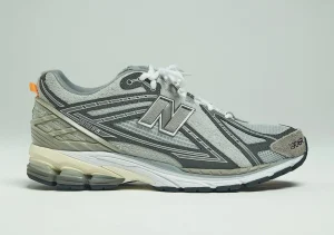 New Balance 1906R N.Hoolywood x INVINCIBLE Grey Swan STYLE-M1906RNI