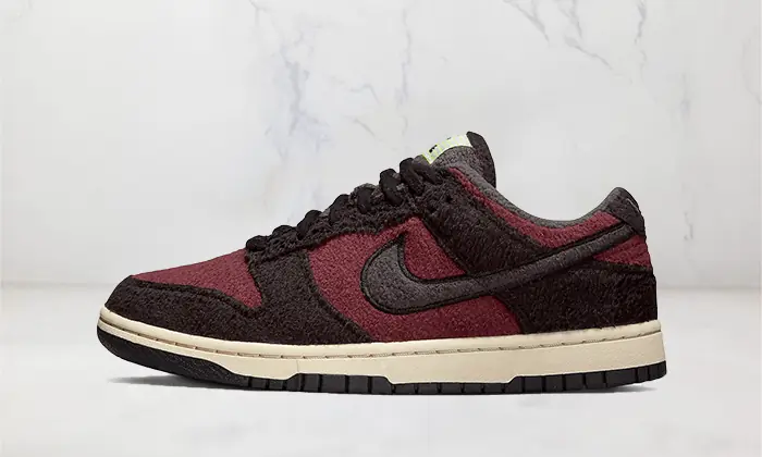 Nike Dunk Low SE Fleece Burgundy Crush STYLE-DQ7579-600