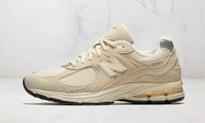 New Balance 2002R Calm Taupe STYLE-M2002RCC