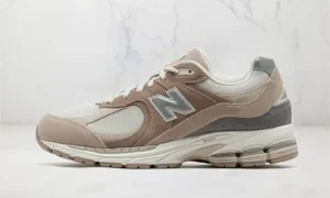 New Balance 2002R Driftwood Sandstone STYLE-M2002RSI