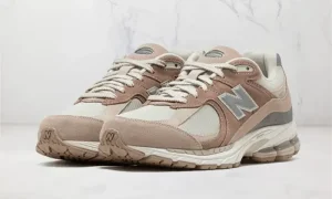 New Balance 2002R Driftwood Sandstone STYLE-M2002RSI(1)