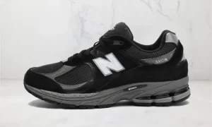 New Balance 2002R Noir Dark Grey White JD Sports Exclusive STYLE-M2002RR1