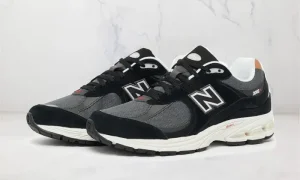 New Balance 2002R Noir Sepia STYLE-M2002REB(1)