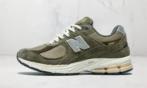 New Balance 2002R Olive Brown STYLE-M2002RHN