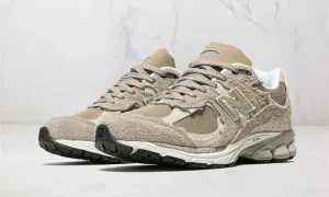 New Balance 2002R Protection Pack Beige STYLE-M2002RDL(1)
