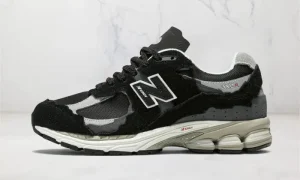 New Balance 2002R Protection Pack Noir STYLE-M2002RDJ