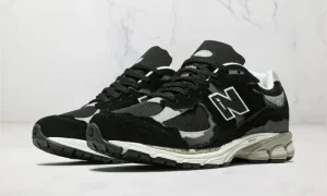 New Balance 2002R Protection Pack Noir STYLE-M2002RDJ(1)
