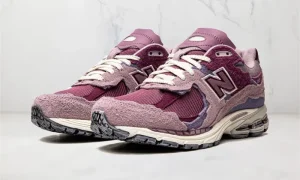 New Balance 2002R Protection Pack Pink STYLE-M2002RDH(1)