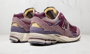 New Balance 2002R Protection Pack Pink STYLE-M2002RDH(2)