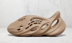 Adidas Yeezy Foam RNNR Mist STYLE-GV6774