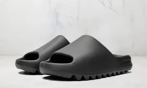 Adidas Yeezy Slide Onyx STYLE-HQ6448(1)