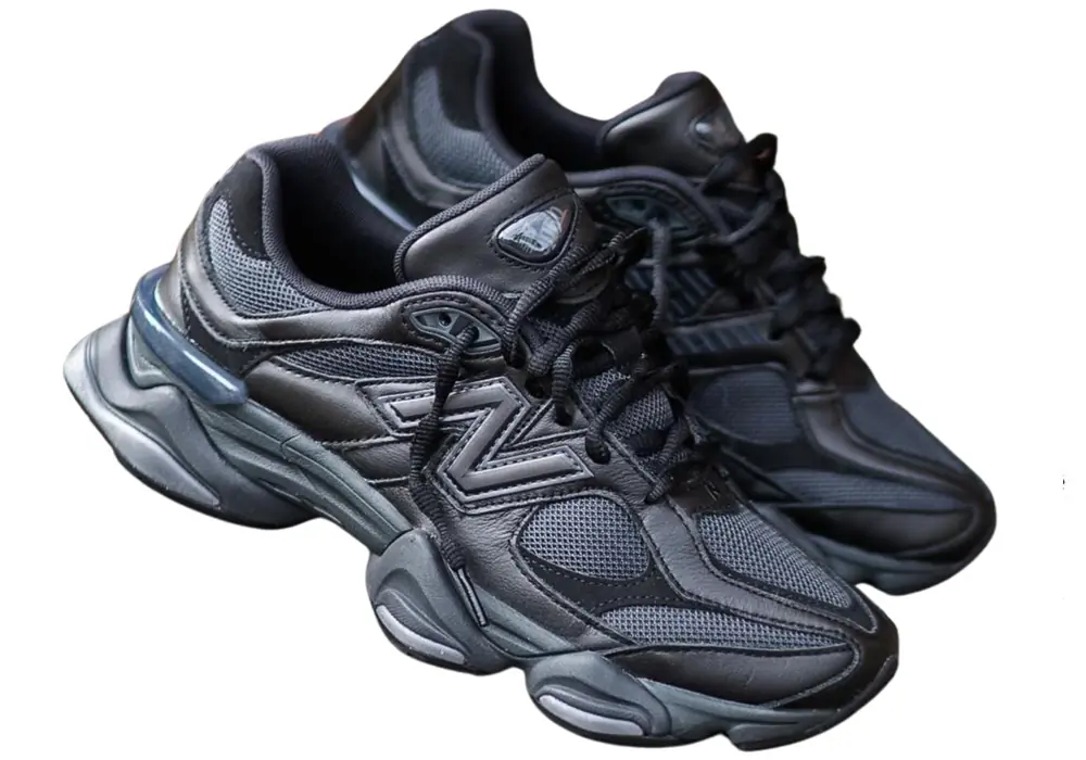 New Balance 9060 Triple Black STYLE-U9060NRI
