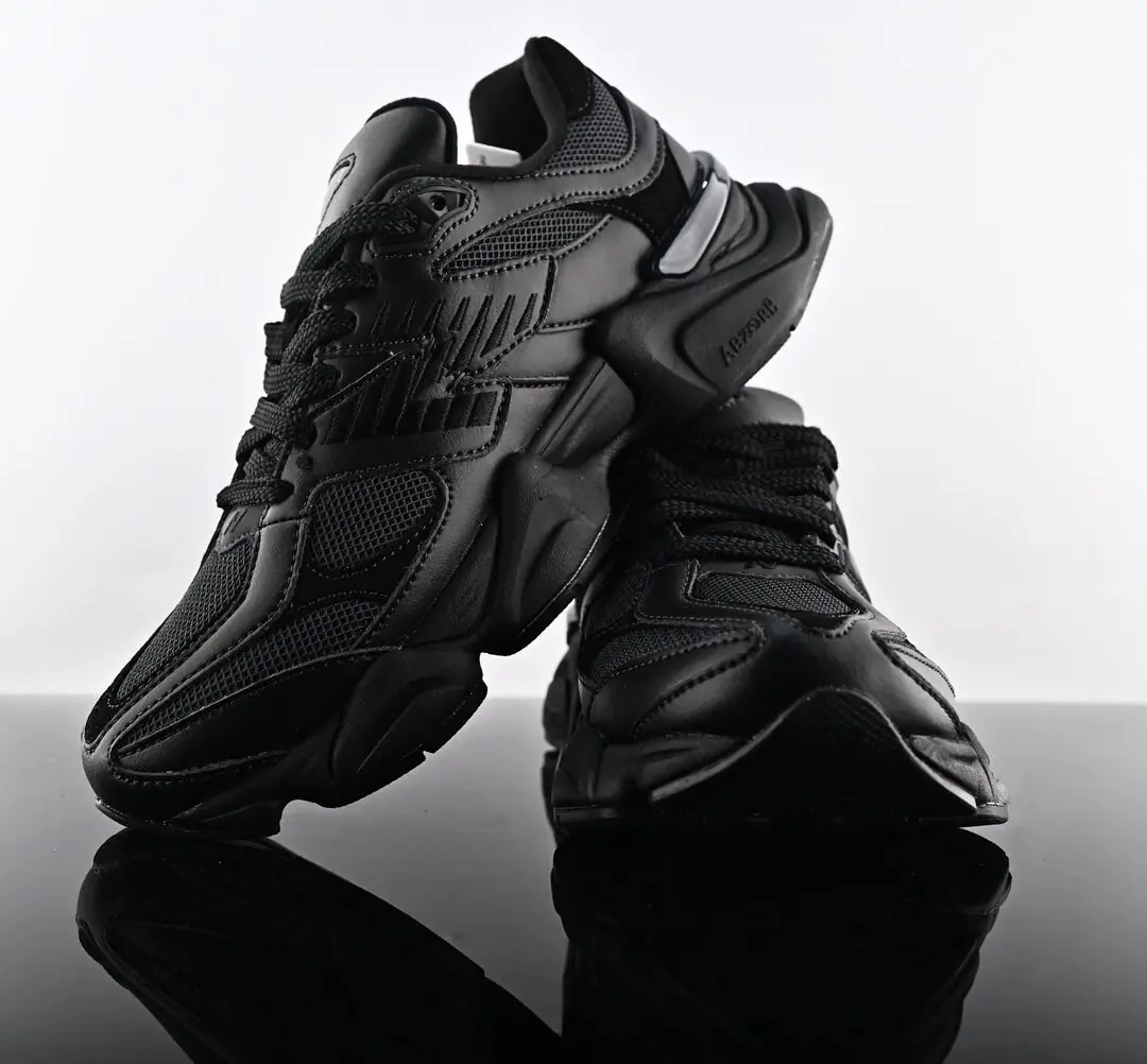 New Balance 9060 Triple Black STYLE-U9060NRI(3)