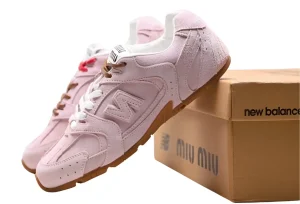 MiuMiu x New Balance 530 Rose(8)