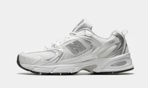 New Balance 530 Sneakers Munsell Silver White STYLE-MR530EMA(1)
