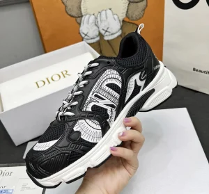 Sneaker Dior Chrono Noir(7)