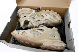 Balenciaga Track 2 Sneaker Khaki STYLE-568614 W2GN3 9710(15)