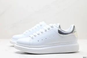 Baskets Alexander McQueen blanches et argentees(4)