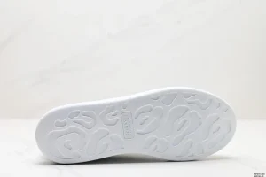 Baskets Alexander McQueen blanches et argentees(9)