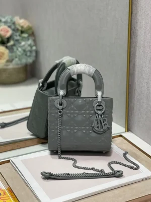 Sac A Main Dior Lady Gris