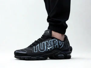 Nike Air Max Plus Tuned Noir University Blue Tn