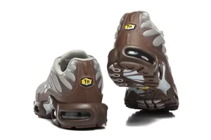 Nike Air Max Plus Ironstone STYLE-DZ3671-002(1).webp