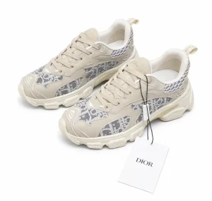 Dior Vibe Deep Gray Dior Oblique Blanche STYLE-KCK443OLD-S11W.webp