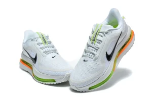 Nike Air Zoom Pegasus Premium Blanche Volt Black STYLE-HQ2592-105(1).webp